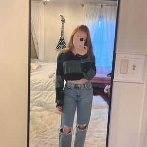 Urban Outfitters size L cropped color block long sleeve top